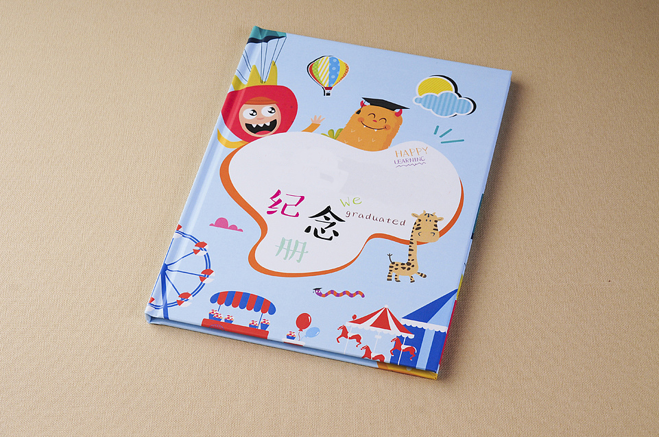 幼兒園畢業(yè)紀(jì)念冊如何設(shè)計？